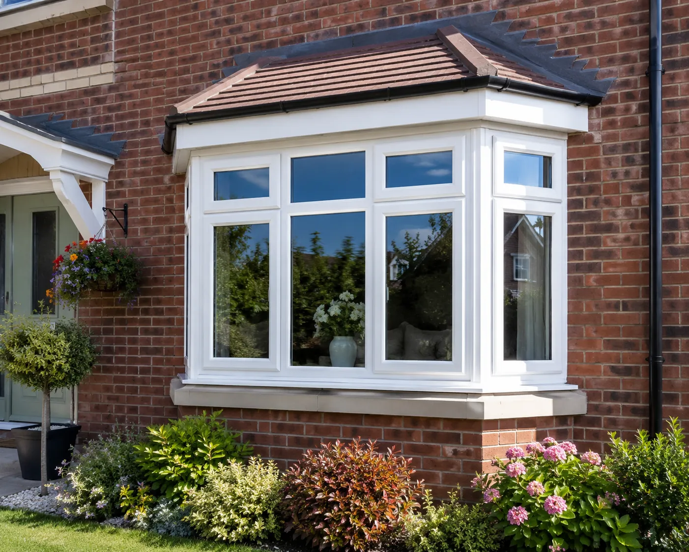 Beautiful white bay window in uPVC in Lancashire